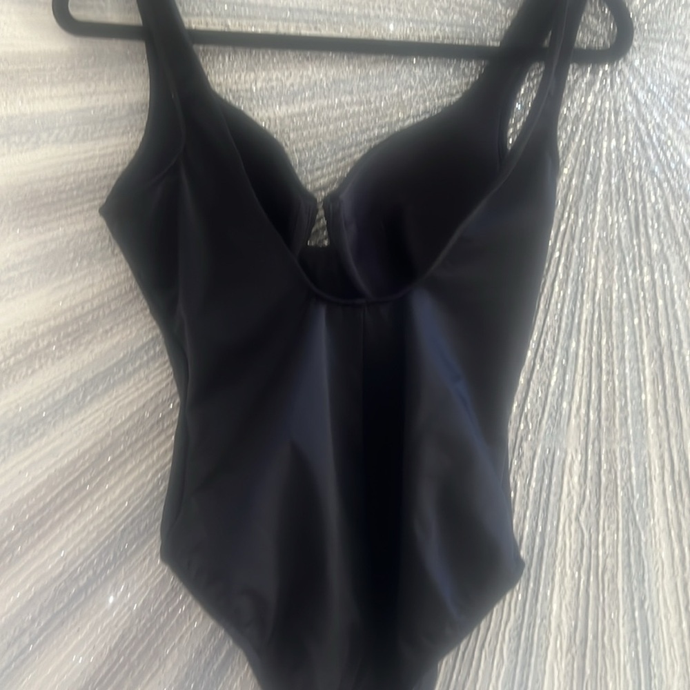 Miraclesuit Notched Front Solid Black One Piece U… - image 8